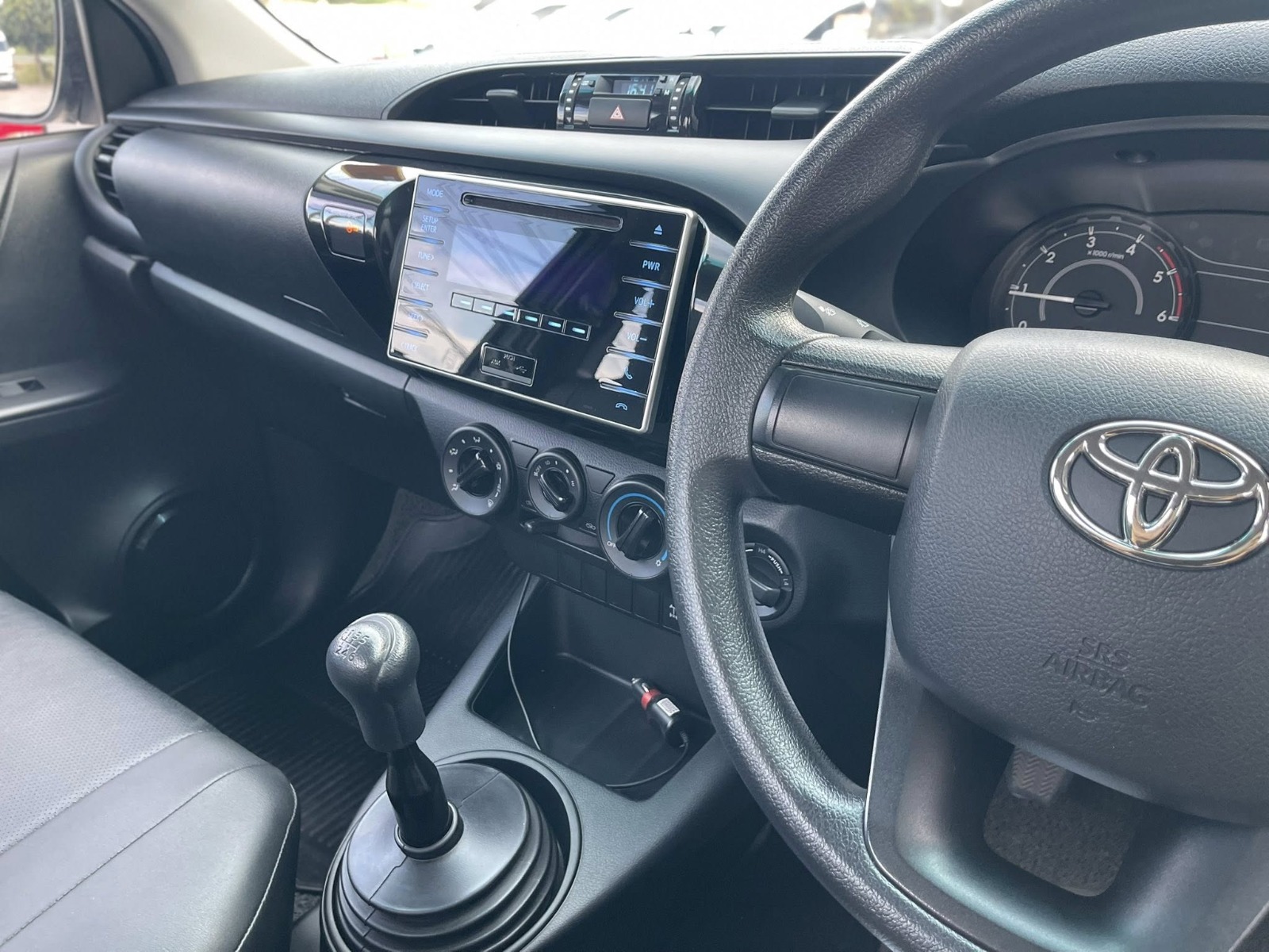Car image 6